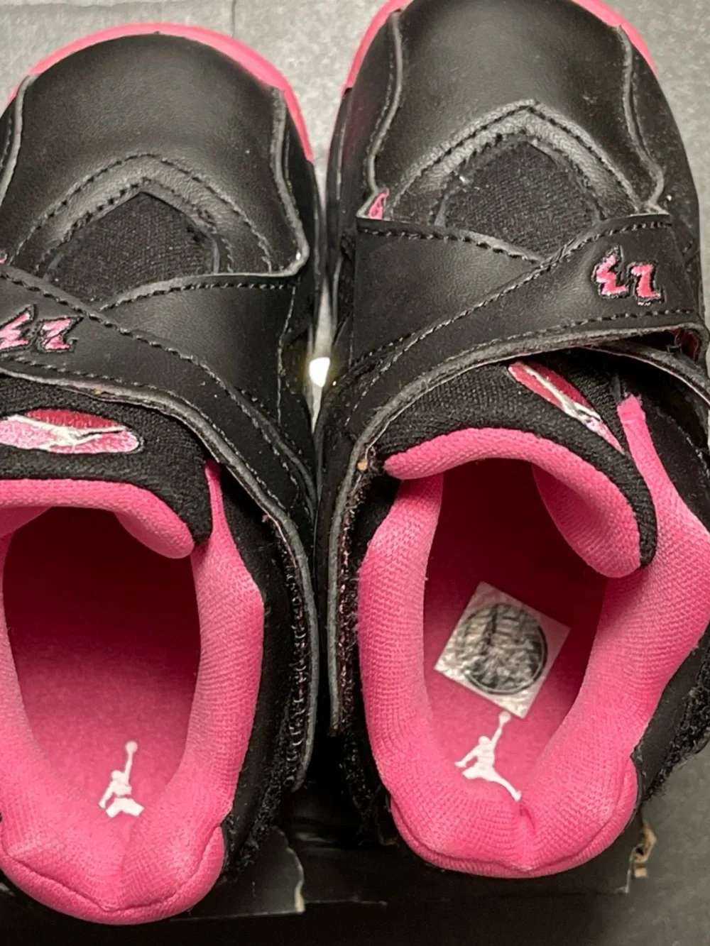 Jordan Kids Black and Pink Velcro Strap Sneakers